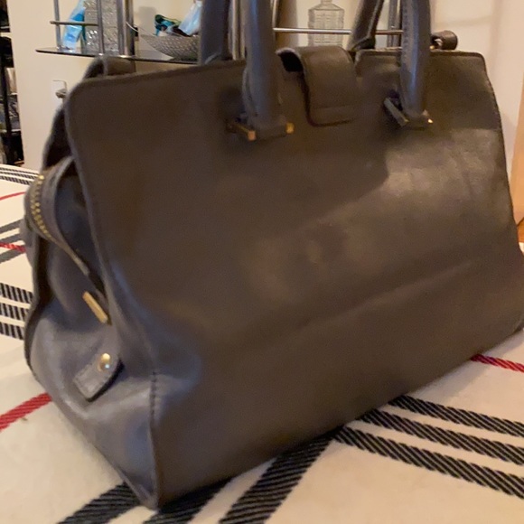 Authentic SAINT LAURENT Calfskin Small Classic Y Cabas Grey - Picture 5 of 11